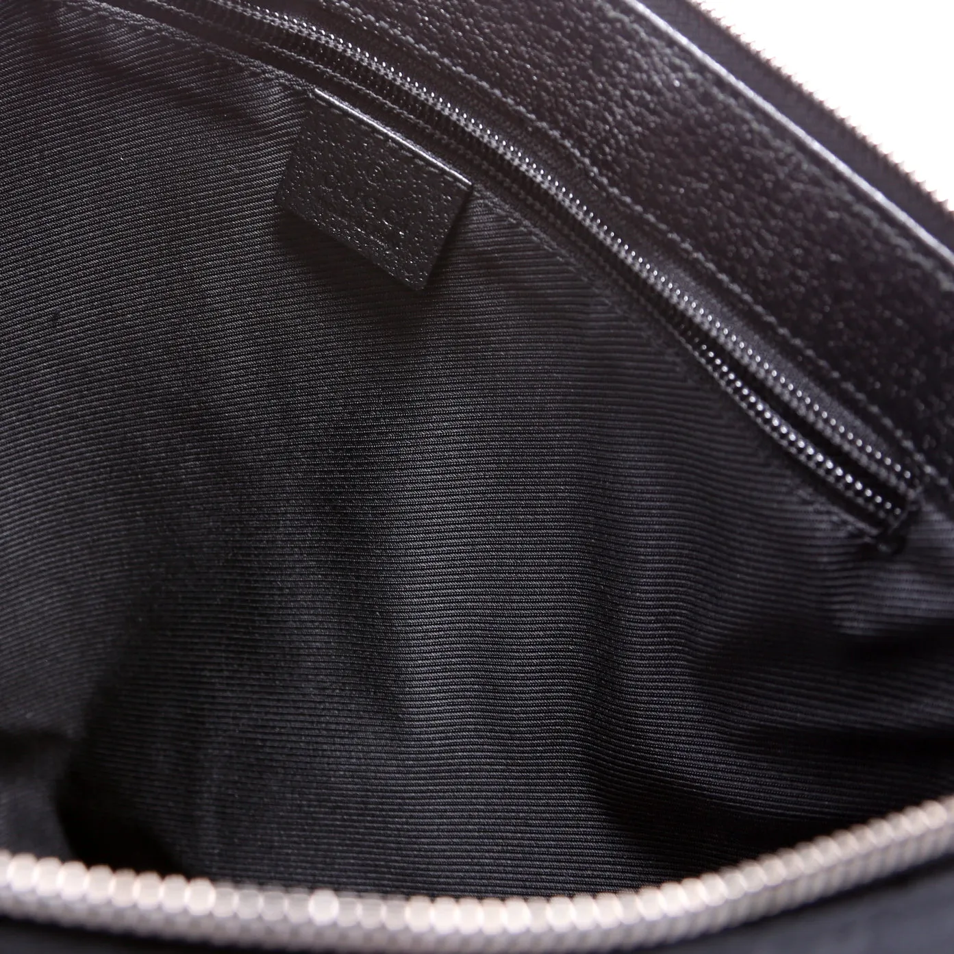 11054 GG Canvas Joy Messenger Black