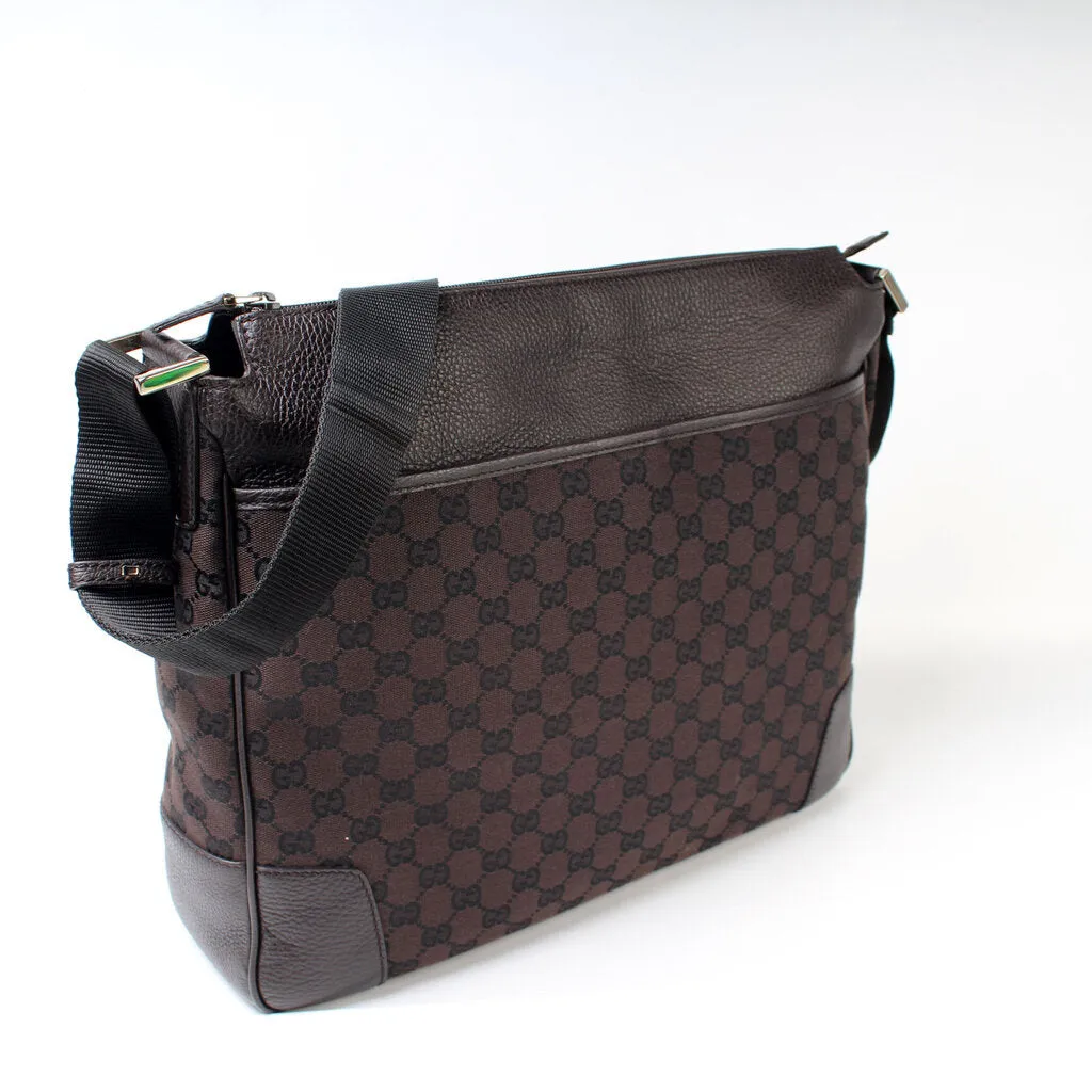 282527 GG Canvas Messenger