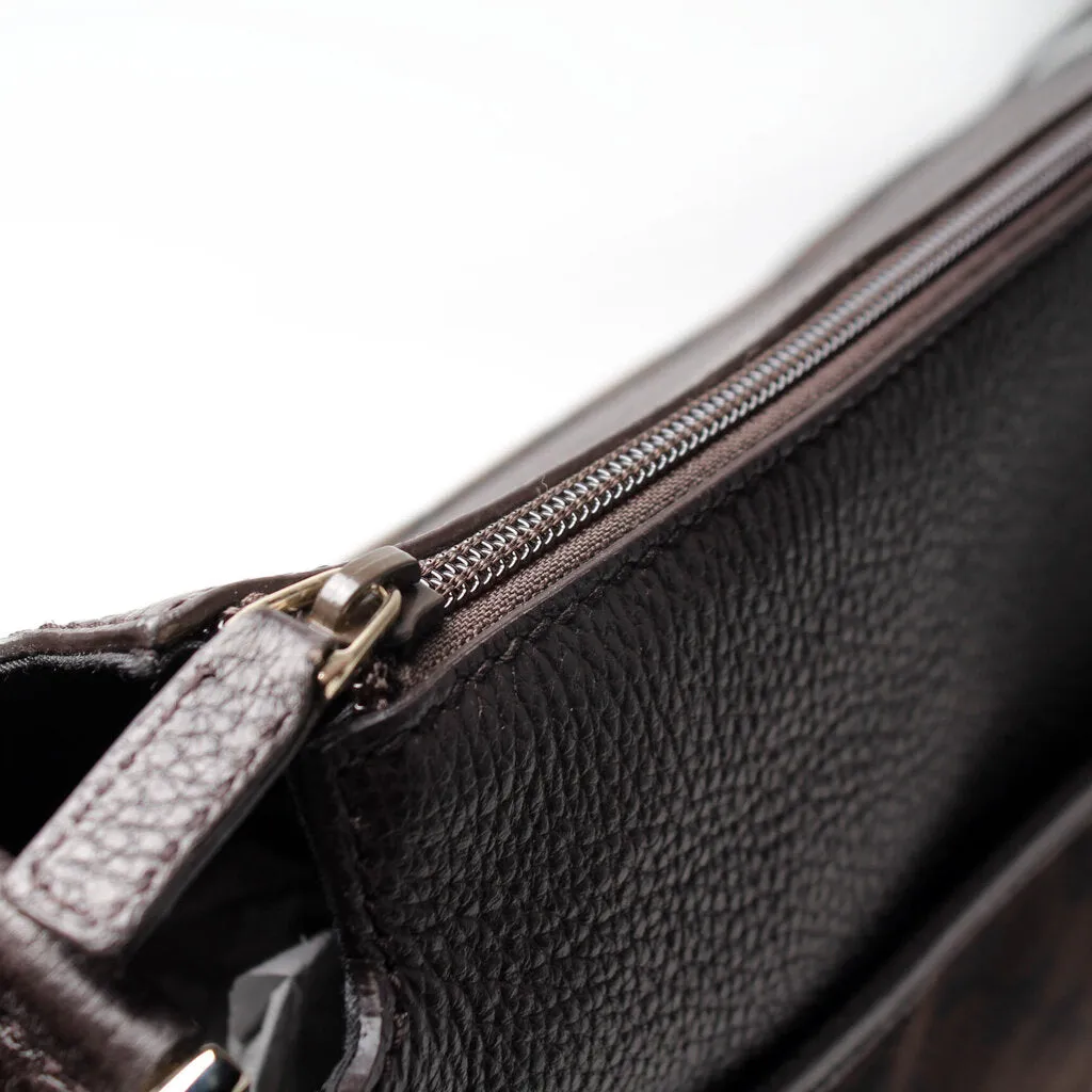 282527 GG Canvas Messenger