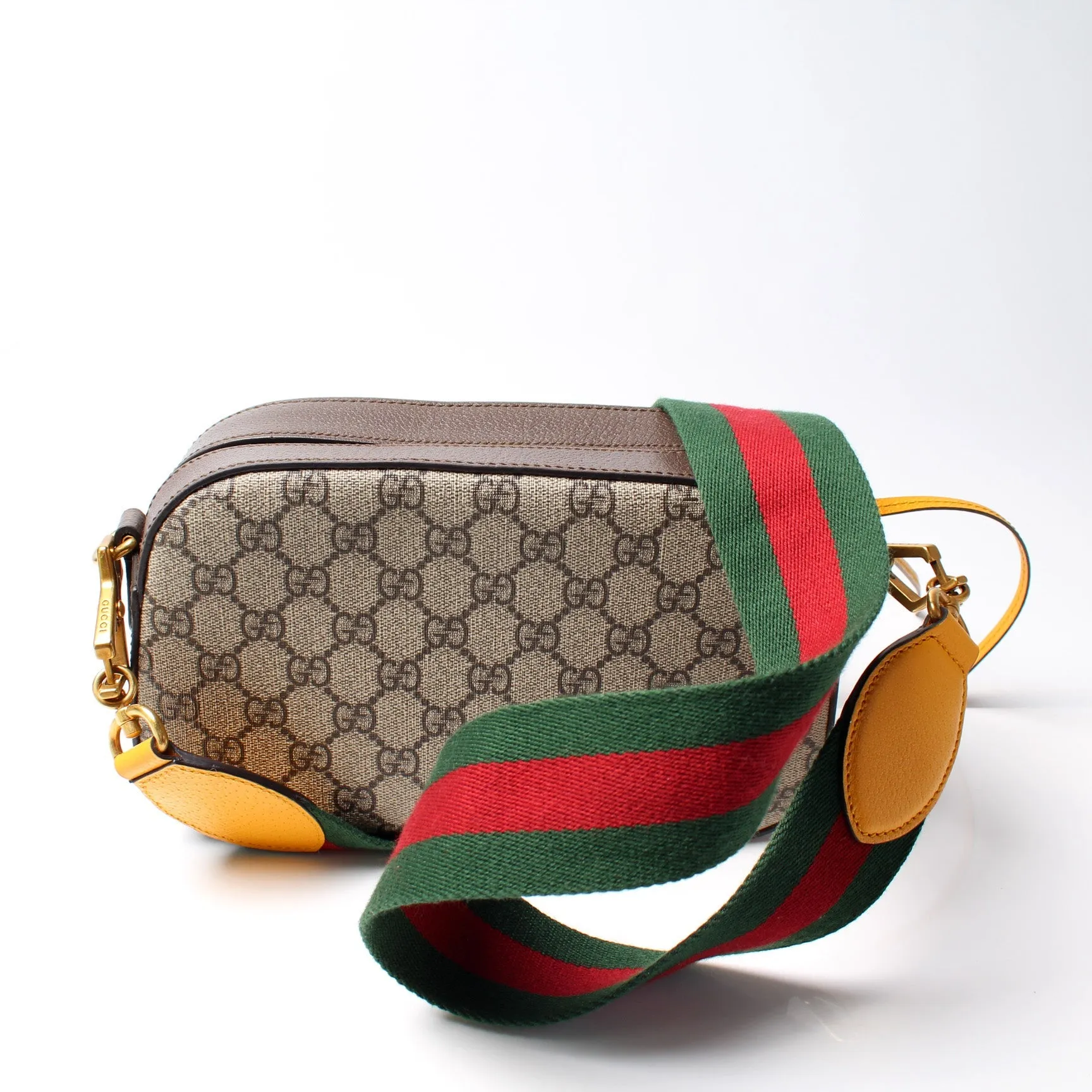 476466 GG Supreme Messenger
