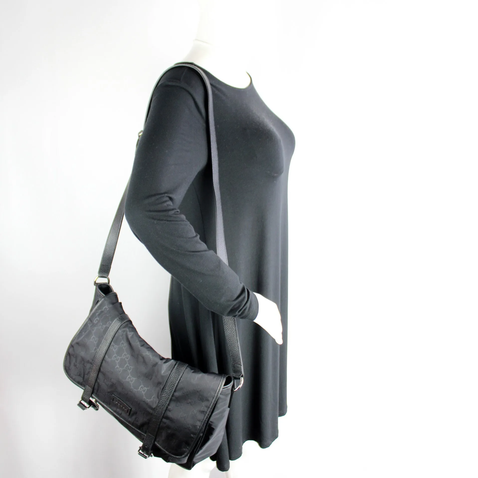 510334 GG Nylon Messenger