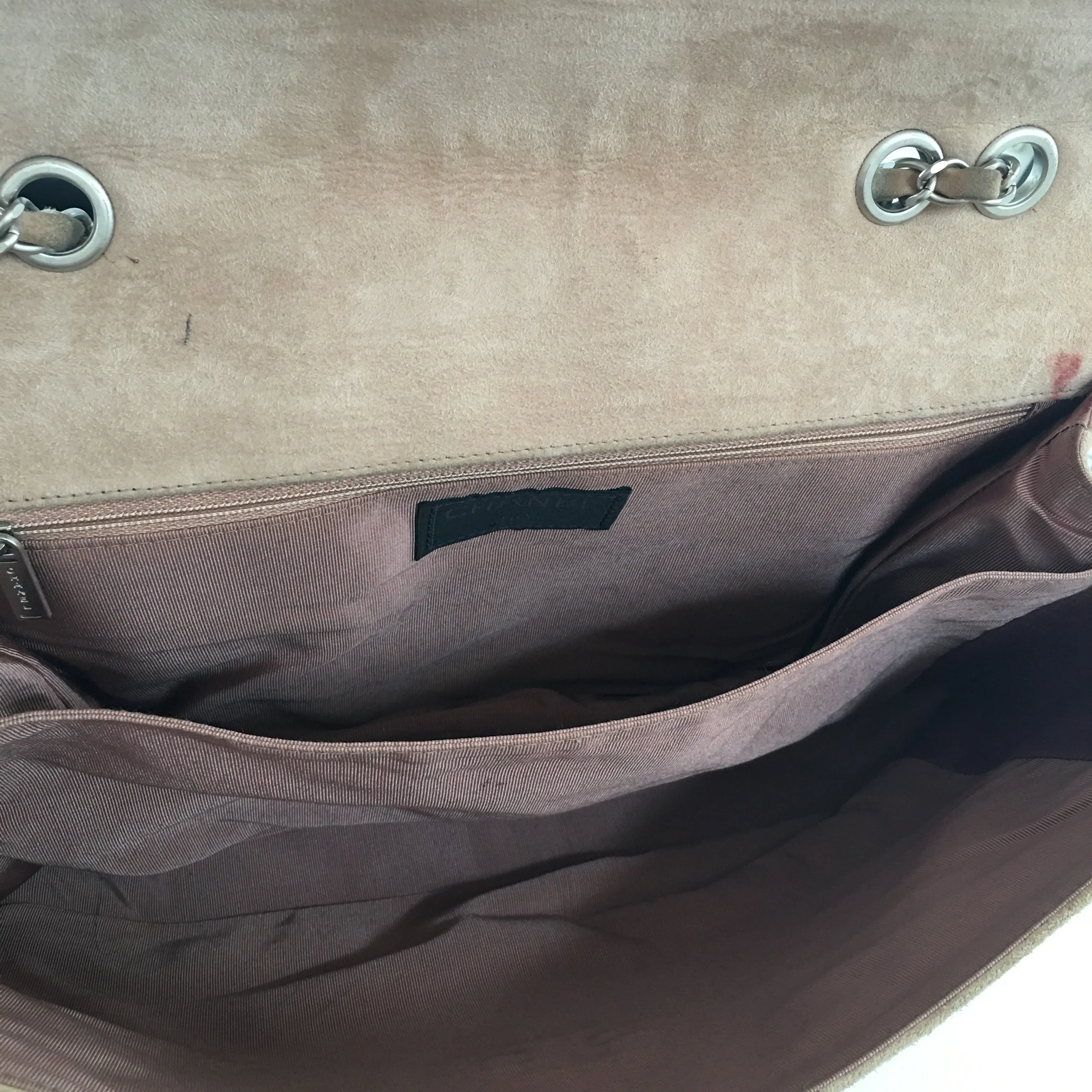 CHANEL 2.55 Shoulder Bag in Beige Suede