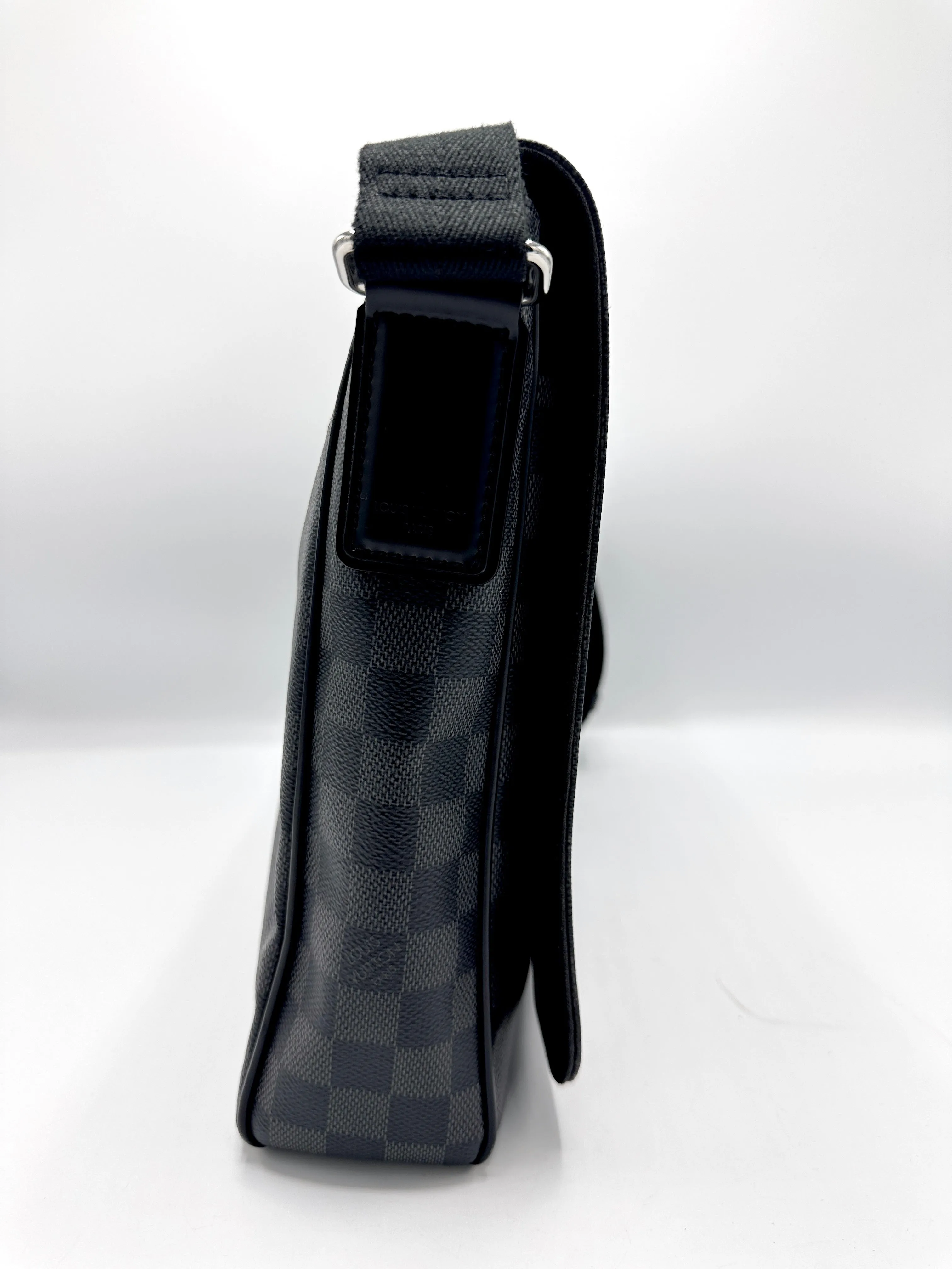 Damier Graphite Square Messenger Bag